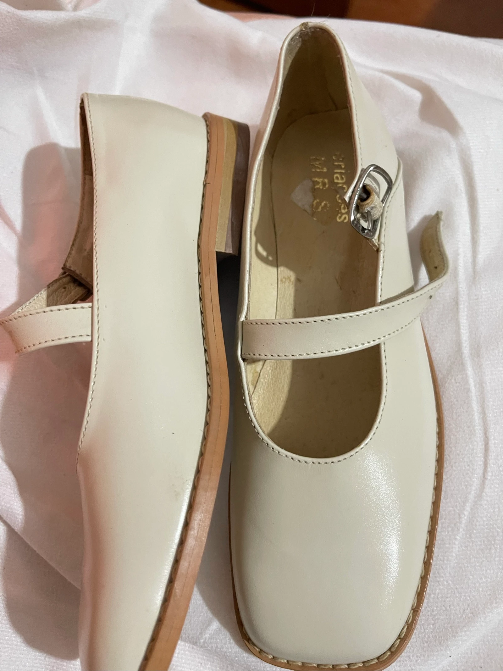 Shoes – photo 9